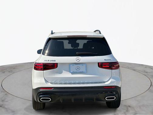 2025 Mercedes-Benz GLB 250 4MATIC
