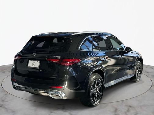 2026 Mercedes-Benz GLC 350e Base
