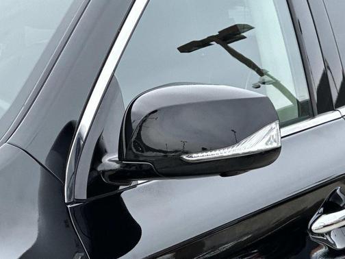 2016 INFINITI QX60 Base