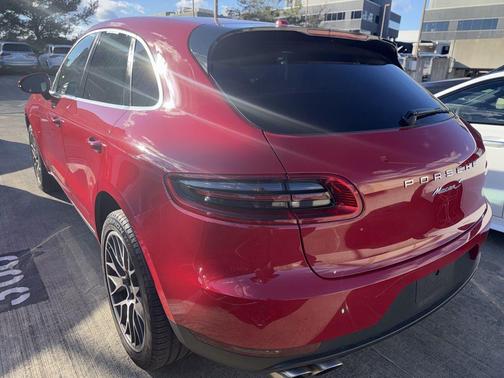 2018 Porsche Macan S