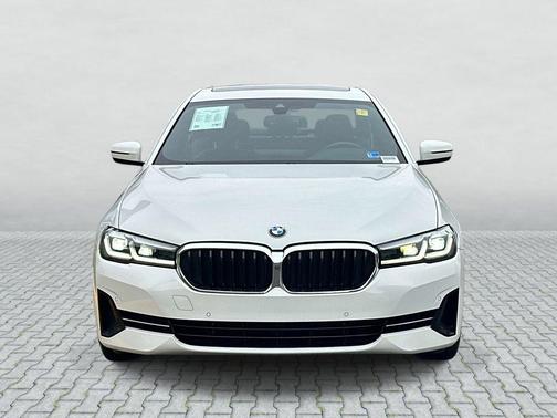 Alpine White 2021 BMW 530 530i