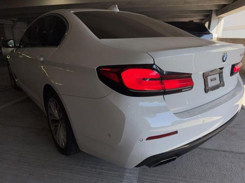 Alpine White 2021 BMW 530 530i