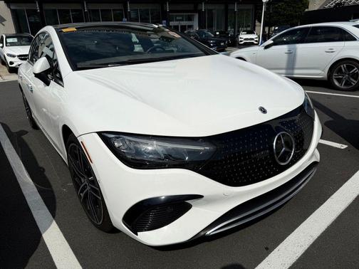 Polar White 2023 Mercedes-Benz EQE 350 4MATIC+