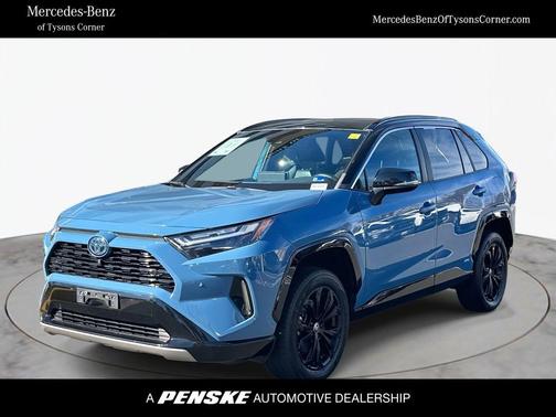 2022 Toyota RAV4 Hybrid SE