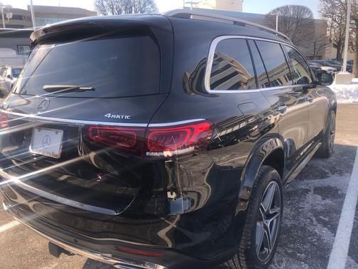 2023 Mercedes-Benz GLS 450 4MATIC