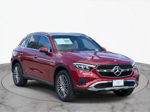 2025 Mercedes-Benz GLC 300 4MATIC
