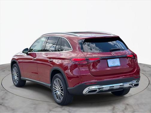2025 Mercedes-Benz GLC 300 4MATIC