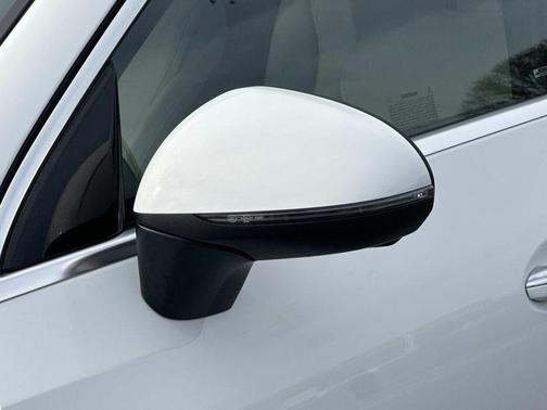 2023 Mercedes-Benz GLC 300 4MATIC