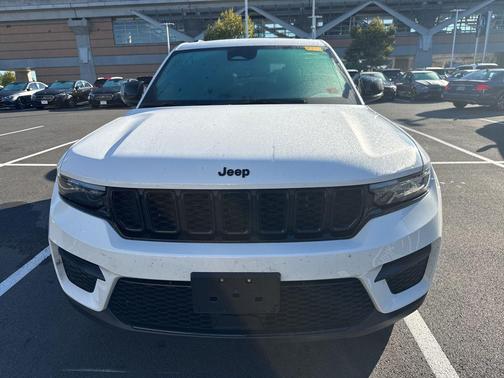 2024 Jeep Grand Cherokee Altitude