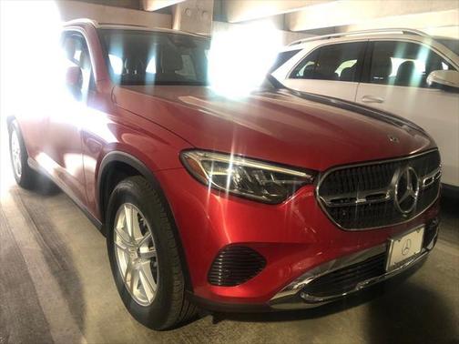 2025 Mercedes-Benz GLC 300 4MATIC