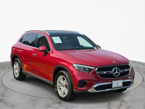 2025 Mercedes-Benz GLC 300 4MATIC