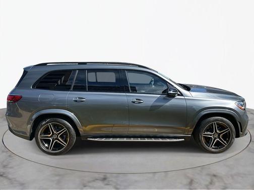 2022 Mercedes-Benz GLS 450 4MATIC