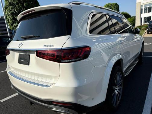 MANUFAKTUR Diamond White Metallic 2023 Mercedes-Benz GLS 580 4MATIC