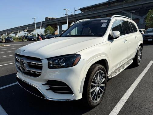 MANUFAKTUR Diamond White Metallic 2023 Mercedes-Benz GLS 580 4MATIC