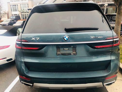 2023 BMW X7 xDrive40i
