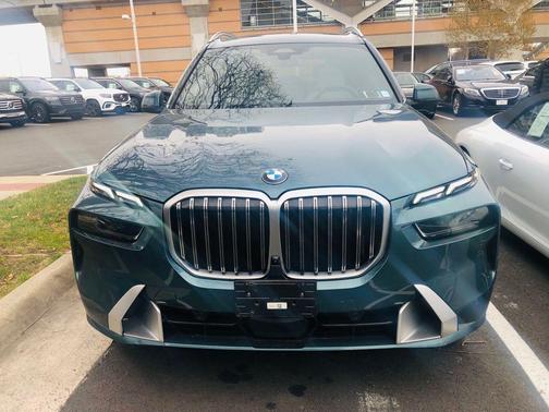 2023 BMW X7 xDrive40i