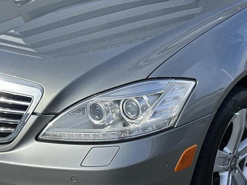 2011 Mercedes-Benz S-Class 4MATIC