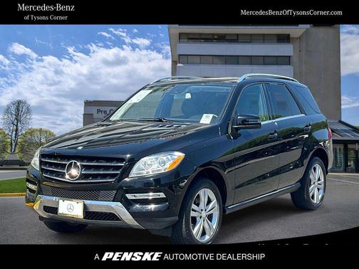 Black 2014 Mercedes-Benz M-Class 4MATIC