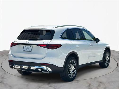 2025 Mercedes-Benz GLC 300 4MATIC