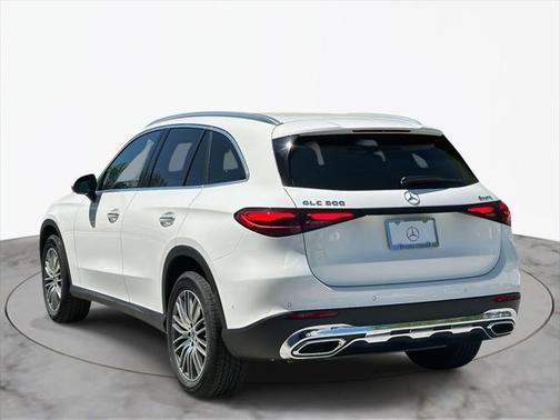 2025 Mercedes-Benz GLC 300 4MATIC