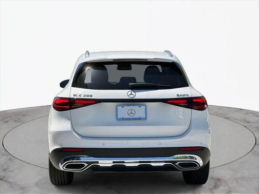 2025 Mercedes-Benz GLC 300 4MATIC