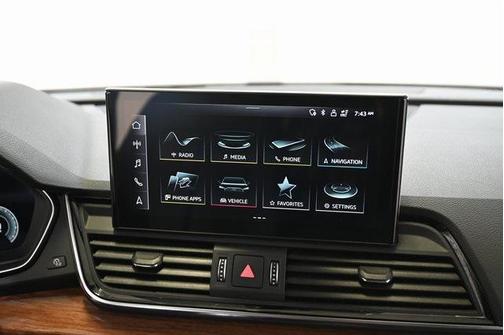2022 Audi Q5 45 S line Premium Plus