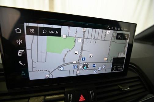 2022 Audi Q5 45 S line Premium Plus