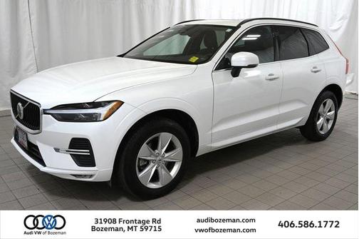 2022 Volvo XC60 Momentum