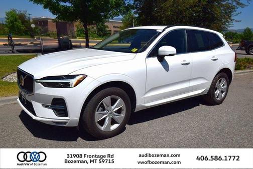 2022 Volvo XC60 Momentum