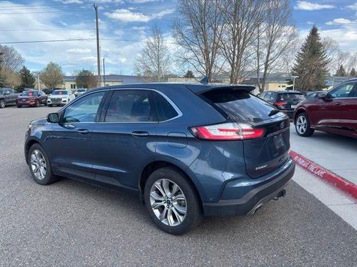 Blue Metallic 2019 Ford Edge Titanium