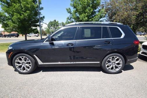 2022 BMW X7 xDrive40i
