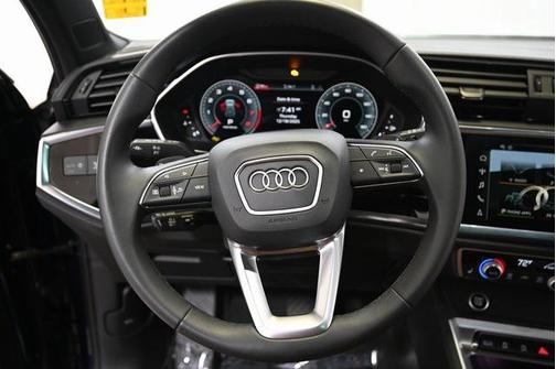 2025 Audi Q3 45 S line Premium Plus