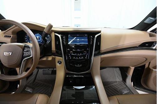 2020 Cadillac Escalade Platinum