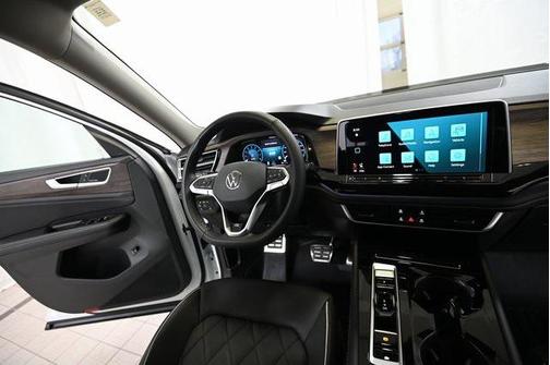 2025 Volkswagen Atlas 2.0T SEL Premium R-Line 4MOTION