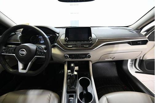 2021 Nissan Altima Platinum Intelligent AWD