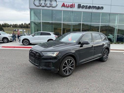 Mythos Black Metallic 2023 Audi Q7 55 Premium Plus