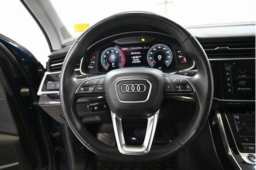 2022 Audi Q7 55 Premium Plus