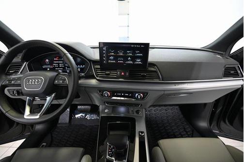 2025 Audi Q5 45 S line Premium
