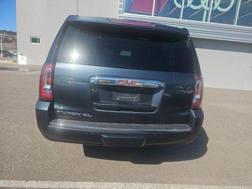 Dark Sky Metallic 2019 GMC Yukon XL Denali