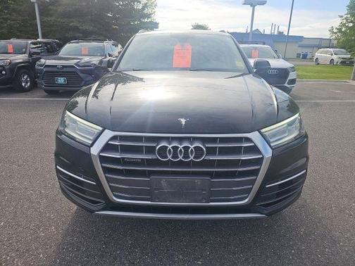 Black 2018 Audi Q5 2.0T Premium