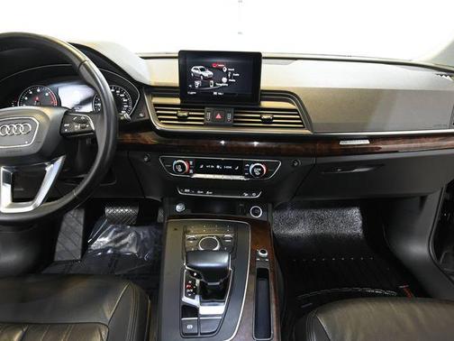 Black 2018 Audi Q5 2.0T Premium
