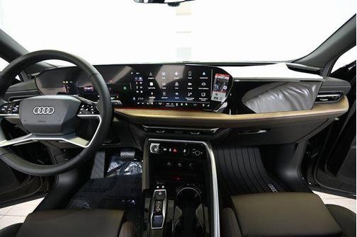 Mythos Black Metallic 2025 Audi Q5 Premium Plus TFSI quattro S tronic
