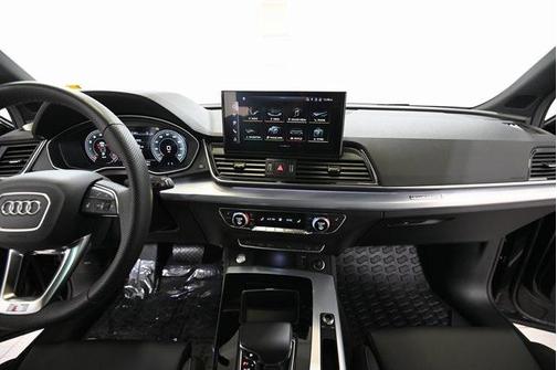 2025 Audi Q5 45 S line Premium Plus