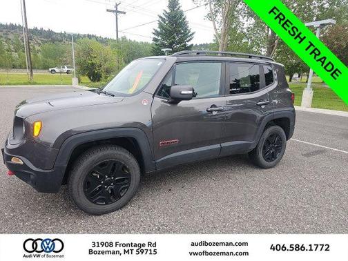 Granite Crystal Metallic Clearcoat 2018 Jeep Renegade Trailhawk