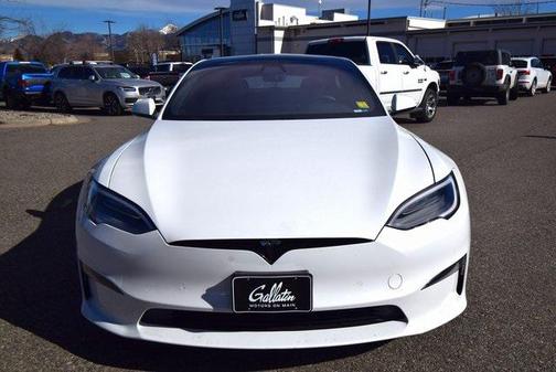 2022 Tesla Model S Base