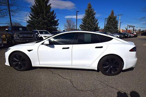 2022 Tesla Model S Base