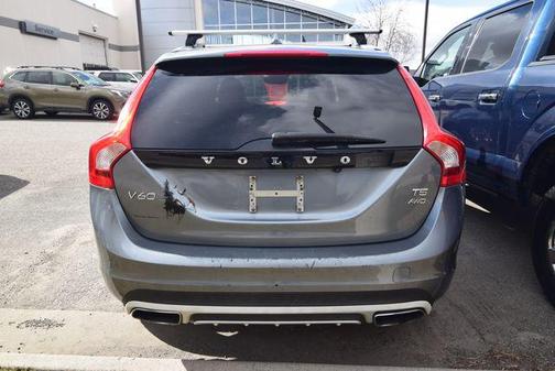 2018 Volvo V60 Cross Country T5