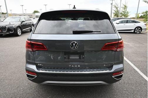 2024 Volkswagen Taos 1.5T SEL