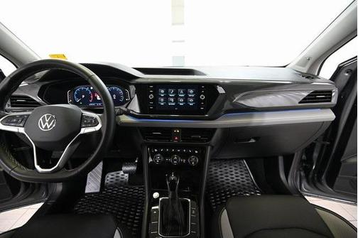 2024 Volkswagen Taos 1.5T SEL