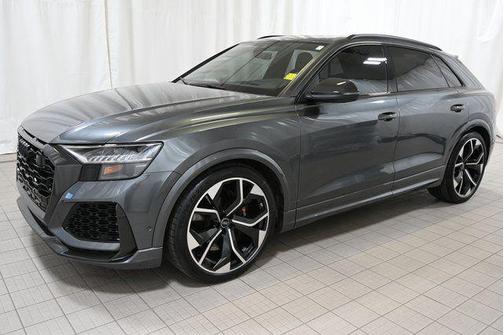 Daytona Gray Pearl Effect 2024 Audi RS Q8 4.0T